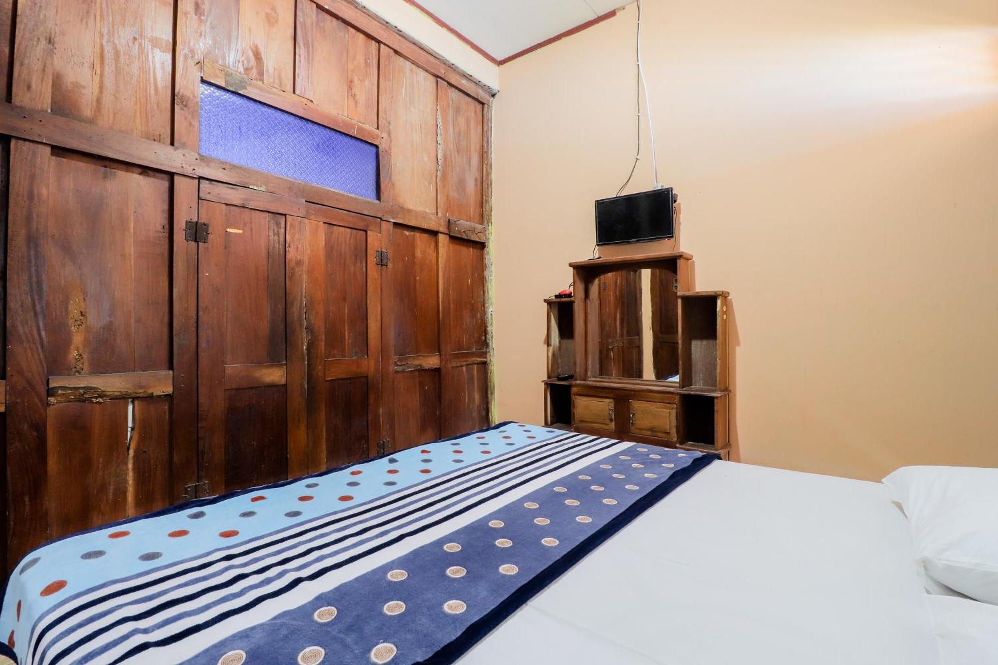 Appartement Nurudin House à Magelang Extérieur photo