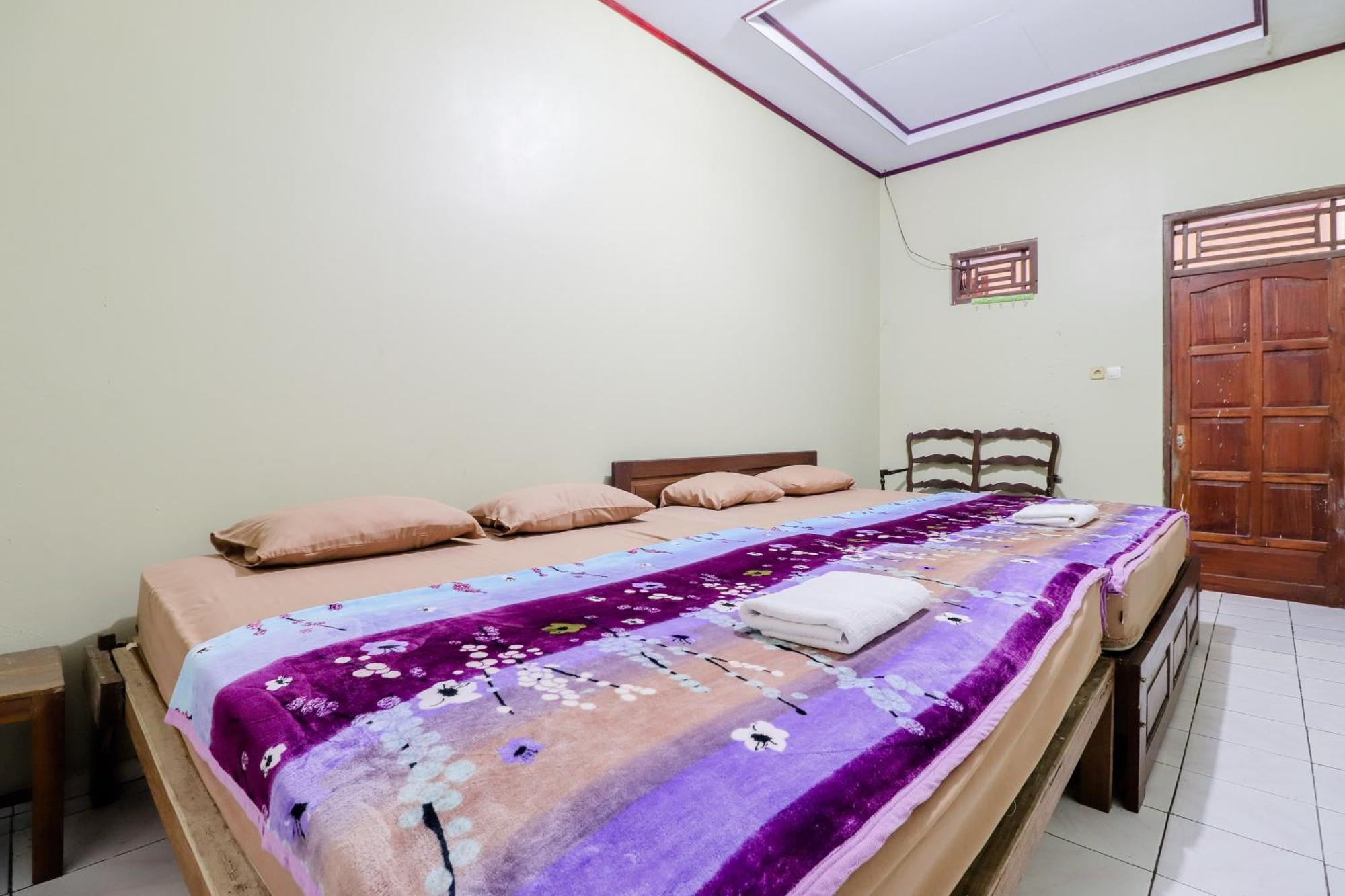 Appartement Nurudin House à Magelang Extérieur photo