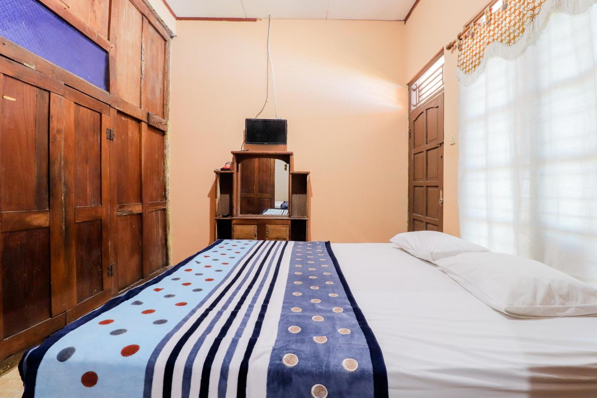 Appartement Nurudin House à Magelang Extérieur photo