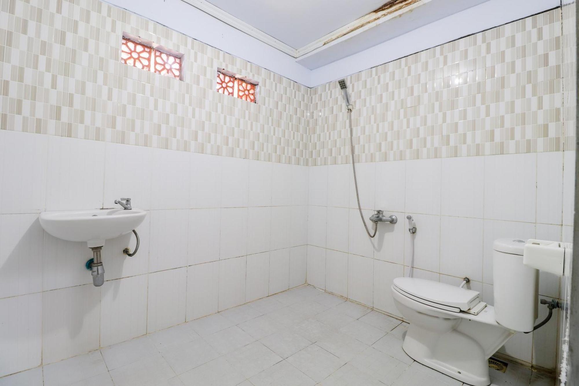 Appartement Nurudin House à Magelang Extérieur photo