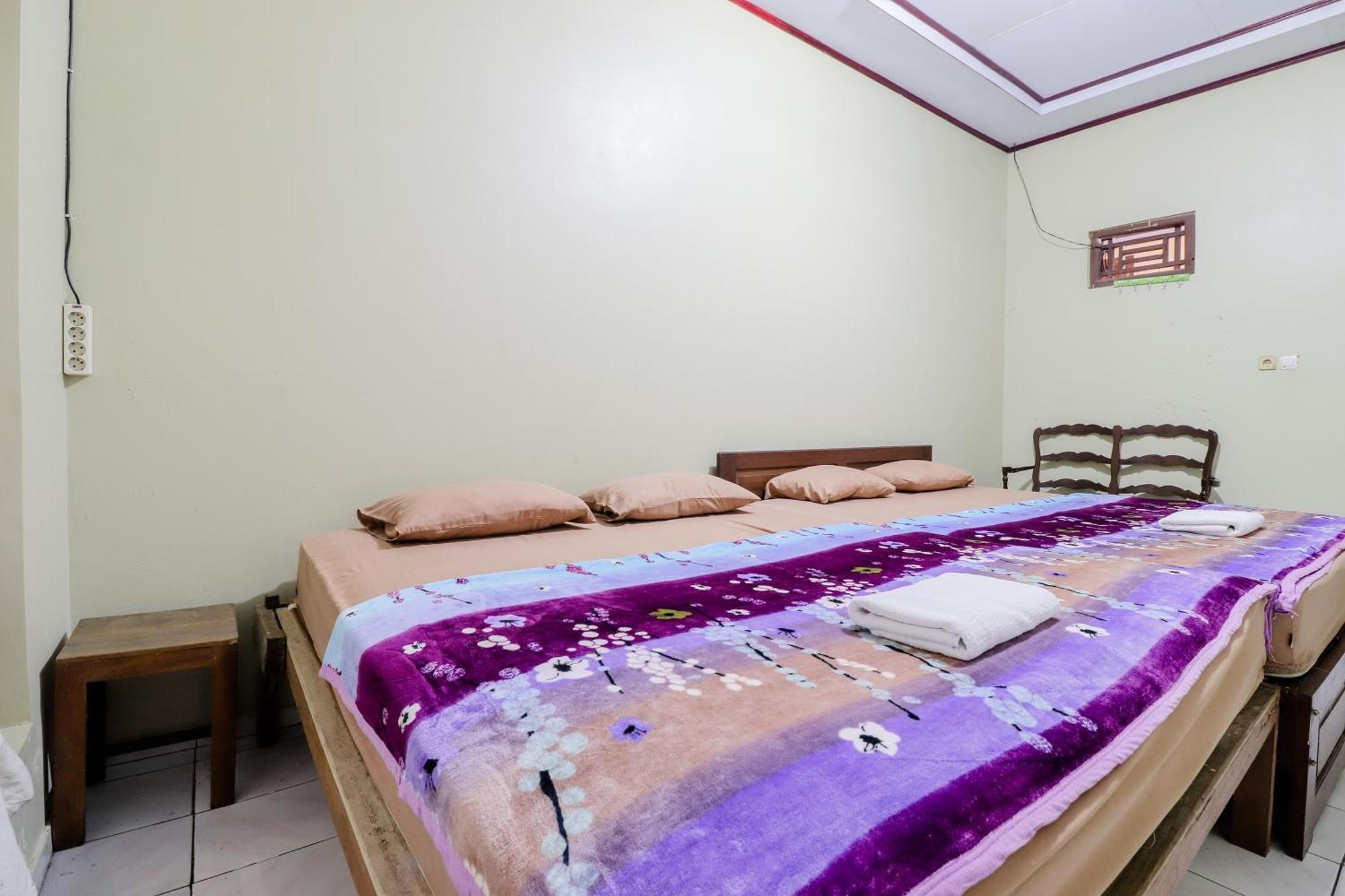 Appartement Nurudin House à Magelang Extérieur photo