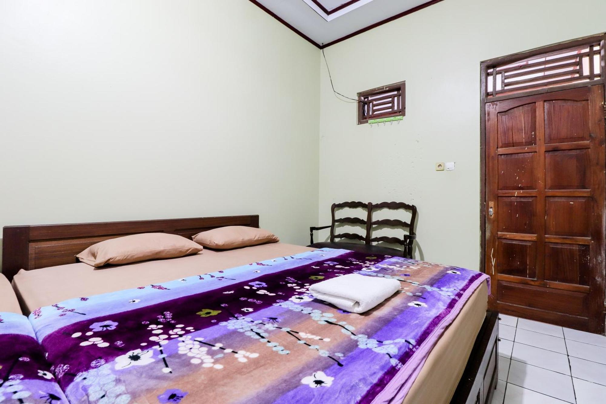 Appartement Nurudin House à Magelang Extérieur photo