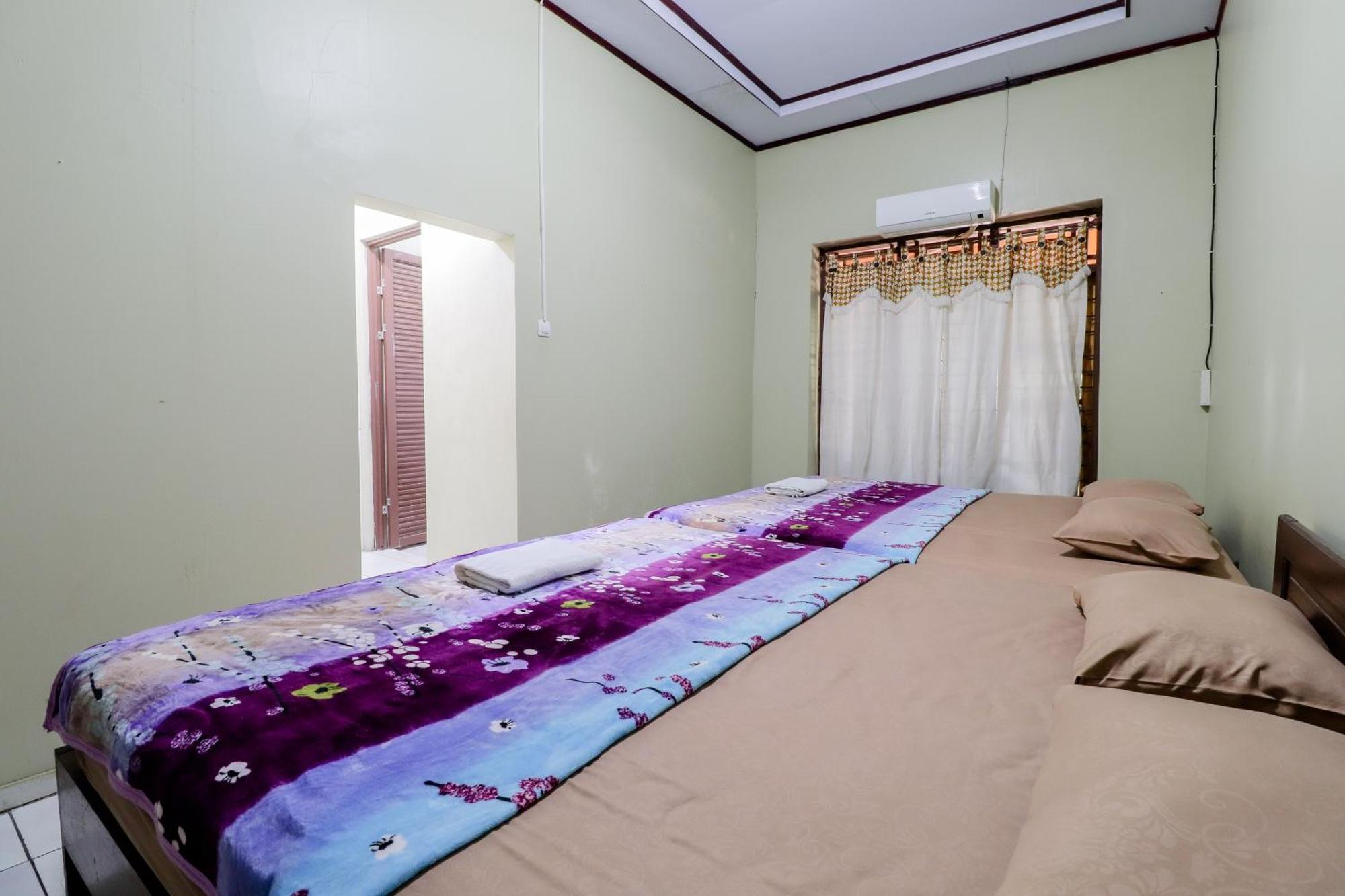 Appartement Nurudin House à Magelang Extérieur photo